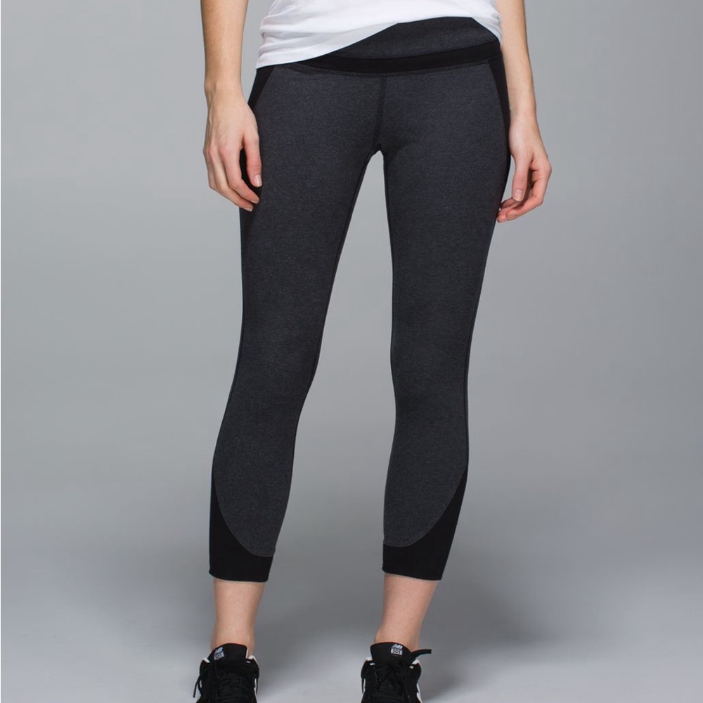 Lululemon Heathered Black Gray Refine Crop Leggings Size 2